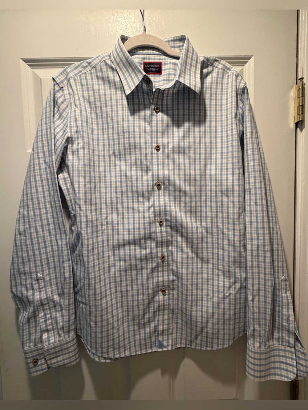 Size medium UNTUCKit Light Blue and White Checked Long-Sleeve Shirt